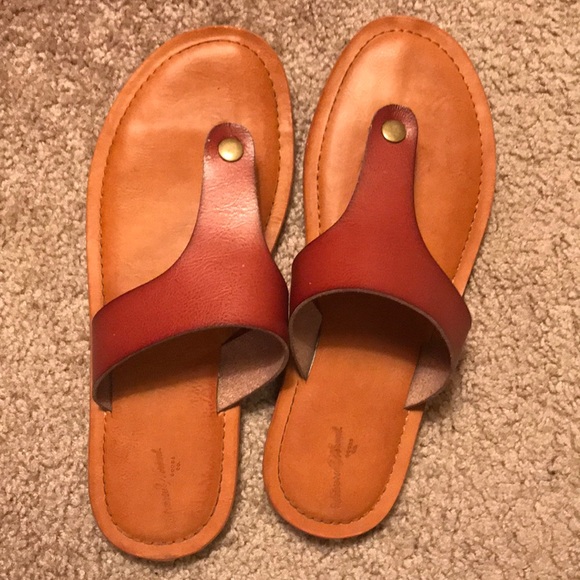Sandals - Picture 1 of 1